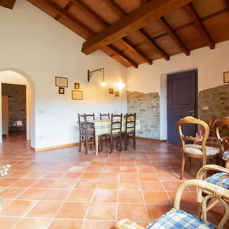 בית נופש La Terrazza Rosata By Interhome *