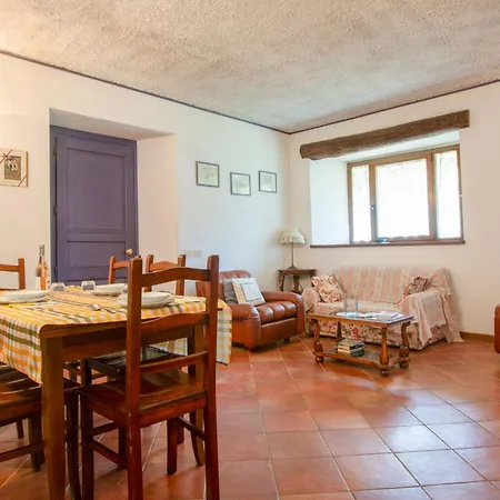 בית נופש La Terrazza Rosata By Interhome